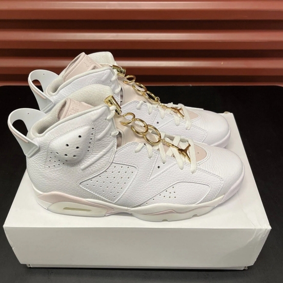 wmns air jordan 6 gold hoops